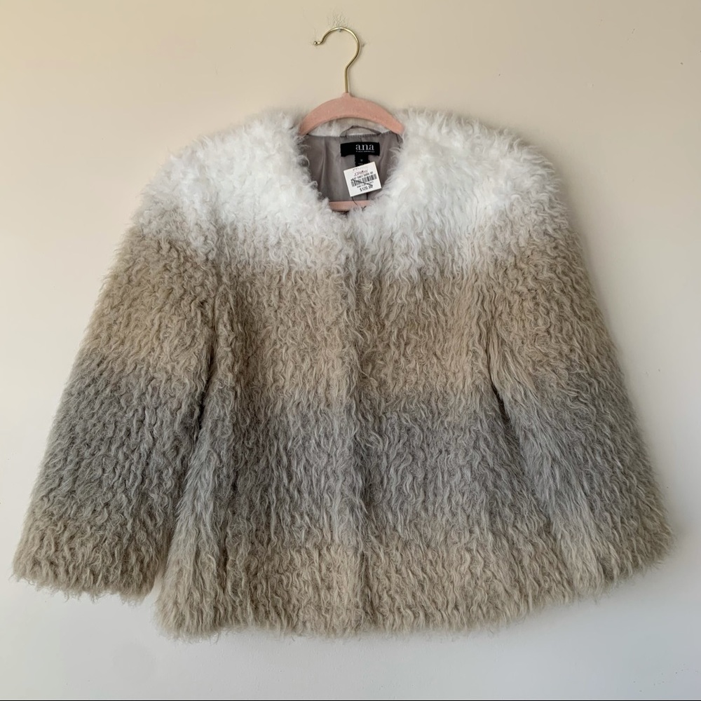 A.N.A NWT Faux Fur Jacket Hook & Eye Closure Size Medium Statement Neutral